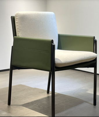 安驹-高档橙色马鞍皮办公椅洽谈椅OC01